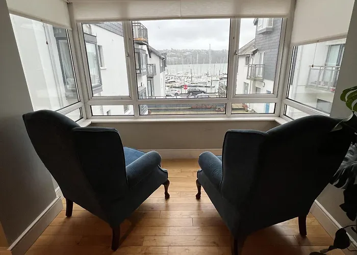 3 Bedroom Harbour View In アパート *