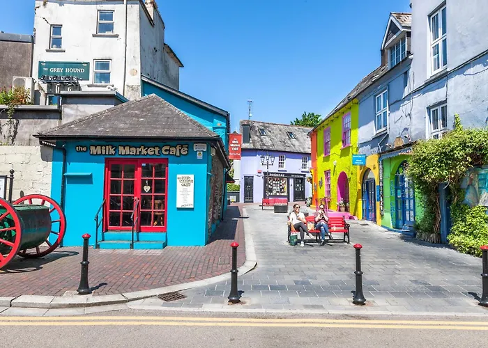 3 Bedroom Harbour View In アパート
